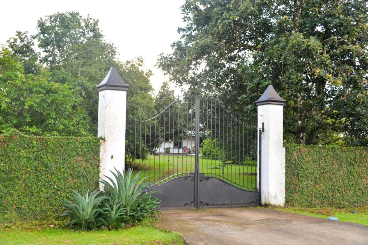 Вилла Casa Kamagu Ла Фортуна Экстерьер фото